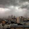 Ливень и гроза ожидаются в Москве в субботу.