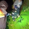 В Дубне 17-летний курьер застрял по пояс в болоте, решив срезать путь через лес.