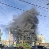 Мощный пожар в подмосковном Путилково: загорелась многоэтажная парковка