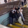 В токийском поезде пассажиры сами задержали мужчину, которого застали за приставаниями и тайной съёмкой женщин