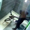 Выследил и ограбил: за серию дерзких преступлений красноярца приговорили к реальному сроку