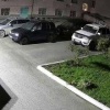 Новосибирец разбил кирпичом стёкла машины во дворе.