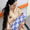 Пассажирка родила сына в самолете по пути из Красноярска в Новый Уренгой Как...