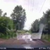 В Свердловской области бывший супруг с ножом напал на девушку и бросил ее...