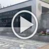 Стихийный мемориал в память о жертвах обрушения моста...
