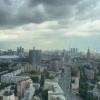 Экстренное предупреждение для Московского региона: с 12:00 7 августа до 06:00 8 августа синоптики прогнозируют сильные ливни, крупный град и шквалистый ветер с порывами до 30 м/с.