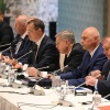 Россия не исключает, что в октябре будут трехсторонние переговоры по Украине – Песков