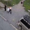 Во Владивостоке школьник решил привлечь внимание девочек камнем в голову