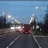 На Московском шоссе водителю самосвала, не понравился Ниссан в левом ряду, он...