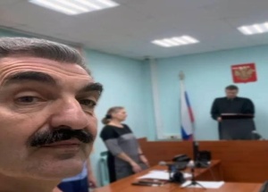 Армена Бежаняна из «Реальных пацанов» приговорили к 400 часам обязательных работ за ущерб природе на 139 млн рублей.