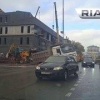 На ул. Маршала Жукова самосвал провалился в образовавшуюся яму
