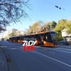 Новый пятисекционный трамвай сломался и перегородил движение в Екатеринбурге