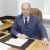 Силовики нагрянули к замглавы Железногорска Роману Вычужанину.
