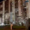 Парашютист спрыгнул с многоэтажки на Комендантском в день ВДВ