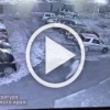 В Артёме ( Приморский край) появилось видео, как разъяренный автобусник погнался за подростком-безбилетником, а затем избил его