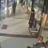 В Пакистане охранник ювелирного магазина баловался с пистолетом и случайно...