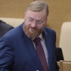 👀💩 Россиянам нужно заниматься сексом, пока не работает интернет — заявили в Госдуме.