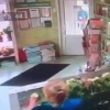 Игрушка детская, ответственность взрослая: сотрудниками красноярской полиции задержан подозреваемый в разбое