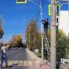 Рабочие пытались, судя по видео, демонтировать столб, но что-то пошло не по...