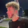 🤬 Группа подростков 15-16 лет жестко избили 21-летнего парня во время конфликта в Артёме. После этого они выстрелили в него из травмата несколько раз. Возбуждено уголовное дело по статье «Покушение на убийство». Подозреваемых ищут, сообщает СК Приморья.
