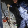 Росгвардеец спас 12-летнюю девочку, упавшую в затопленную шахту лифта на заброшке