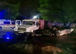 В Новосибирске в ночном ДТП с возгоранием погиб водитель