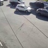 На Северном спуске с Октябрьского моста в Новосибирске пешеход решила, что у...