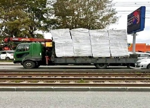 Ребёнок серьёзно пострадал в столкновении минивэна Honda и Mitsubishi Fuso в Кировском районе Новосибирска