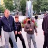 – «Давай, фашисты ебаные! Дед воевал, нахуй! Че, вас дохуя - я один, гандоны!»