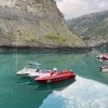 60-летняя женщина погибла после столкновения катера со скалой в Сулакском...