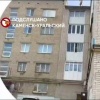 В Каменске-Уральском полуобнажённый мужчина упал с крыши дома ЧП произошло на...