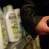 15 шампуней вынес из магазина абаканец. Ущерб магазину на Советской составил...