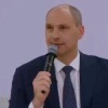 «Бог даст деточку — даст и денежку» — заявил временно исполняющий обязанности губернатора Свердловской области Денис Паслер. Чиновник убеждён, что рождение детей не только не станет финансовой обузой, но и станет дополнительным стимулом для заработка.