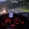 Лол, в сети нашли лайфхак для тех, у кого в машине нет CarPlay: просто вешаем Apple Watch с картами на руль и едем до точки.