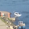 Автомобиль утонул в Енисее возле «Сафари клуба» на Пашенном.