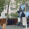 Не хватает только косы: пугающая атмосфера в одном из дворов на Пресненском...