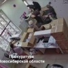 Битва в пункте выдачи заказов в Тогучине