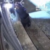 Ростовчанин перепутал арт-объект возле ресторана с силомером Движущаяся...