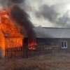 В Шагонаре неосторожное обращение с огнём стало причиной пожара в частном секторе