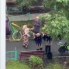 Обстановка в тюменском дворе мало чем отличается от того, что можно наблюдать в таджикском кишлаке