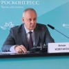 Часть россиян могут переселить на Украину ради борьбы с сокращением населения, заявил советник президента РФ Кобяков.