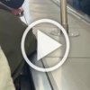 Мужчина так сильно спешил на забег, что решил переодеться...