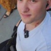 В Кольцово пассажир – инвалид  забирался на трап самолета на руках