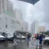 Пожар в ТЦ произошел на Митинской улице в Москве.