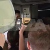 🇬🇪Пассажиры рейса «Москва – Тбилиси» отказались покидать самолет: они не могут добраться до Грузии уже более 14 часов.
