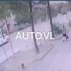 🚨 Мопед сбил 8‑летнюю девочку на пешеходном переходе во Владивостоке — водитель скрылся
