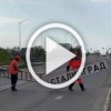 В Волгограде Сталинграде меняют дорожные знаки на период...