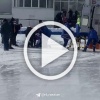 Жёсткое столкновение мотогонщиков на чемпионате России в Уфе — один из них попал под колёса и пролетел несколько метров.