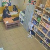 Полицейские задержали 39-летнего мужчину, который 6 сентября ворвался на склад на улице Сухарной и попытался отобрать у девушки дорогостоящий смартфон.