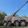 Министр обороны ФРГ мог раскрыть тайную поставку Киеву самоходной гаубицы RCH 155, пишет Bild.